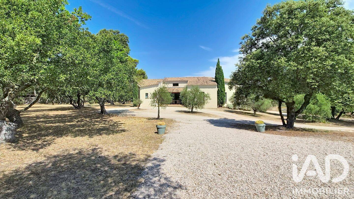 Maison 8 pièces 250 m² · à Venasque · 250 m² · 1 098 000 €
