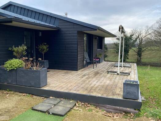 Maison de plain-pied à vendre 442 850 € 5 pièces 3 chambres 108,3 m² 48 142 m² de terrain Bannalec 29380