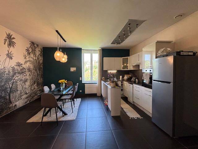 Appartement 2 pièces 54 m² · à Oullins-Pierre-Bénite · 54 m² · 899 €/mois