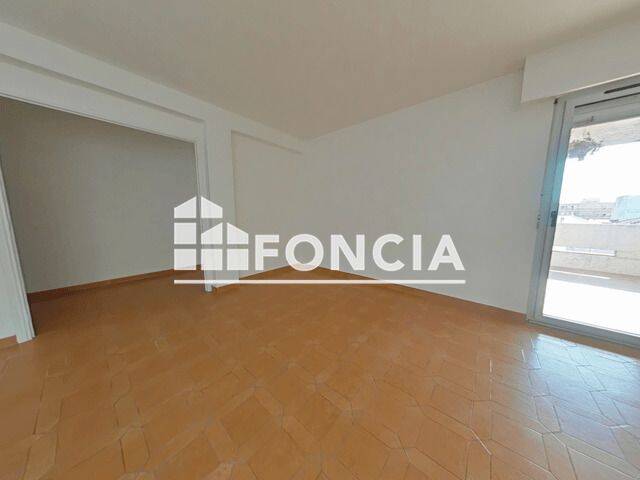Appartement 3 pièces 75 m² · à Saint-Laurent-du-Var · 75,4 m² · 1 262 €