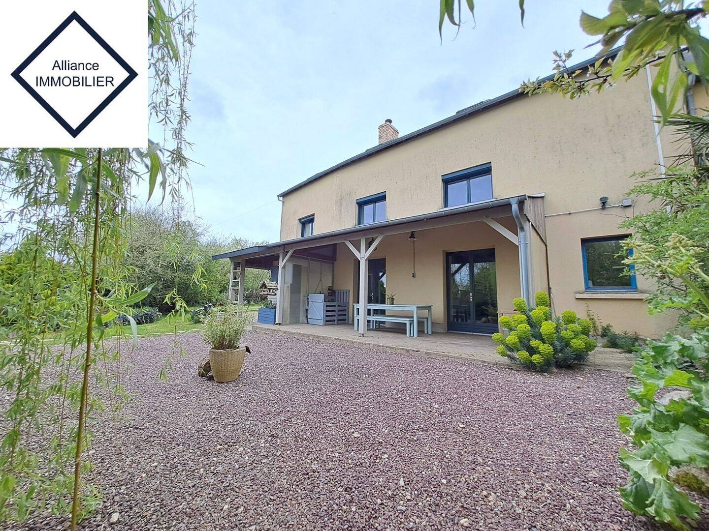 Maison 8 pièces 136 m² · à Bédée · 136 m² · 285 000 €