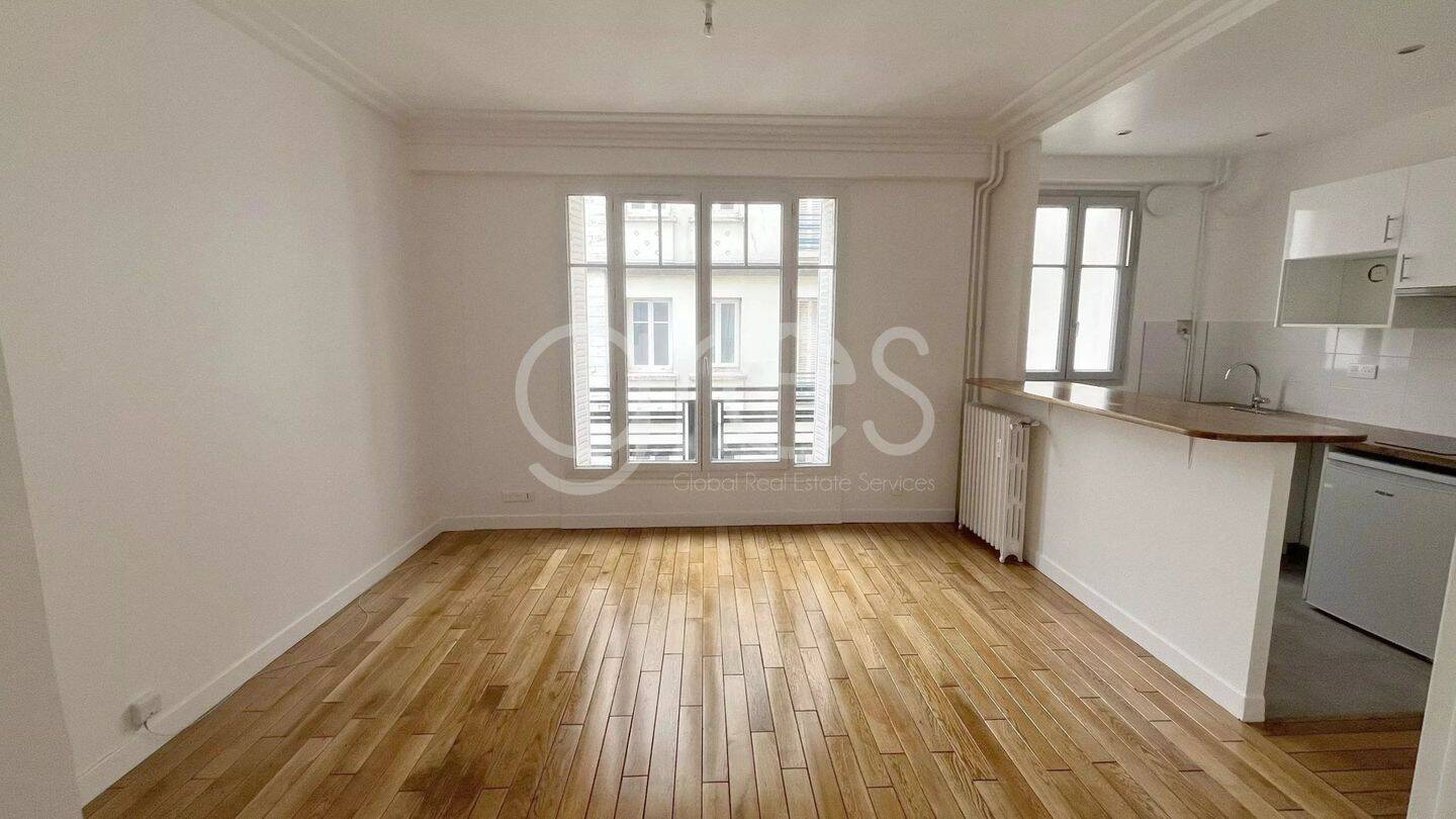 Appartement 1 pièce 30 m² · à Paris 7ème Arrondissement · 29,6 m² · 1 250 €/mois