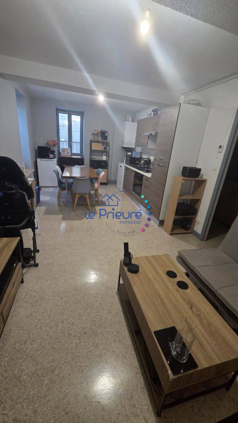 Appartement 2 pièces 43 m² · à La Clayette · 43 m² · 355 €