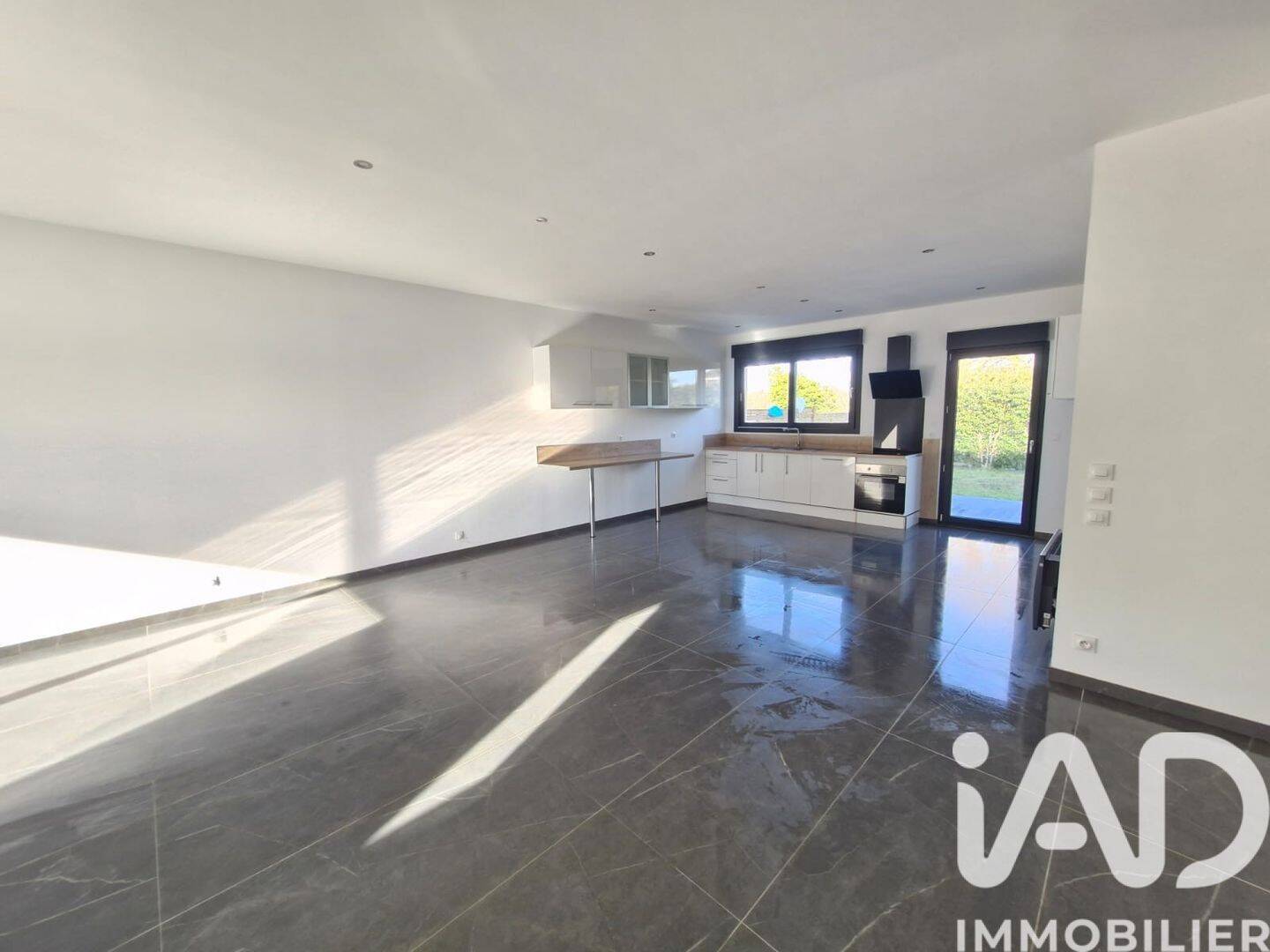 Maison 6 pièces 172 m² · à Sully-sur-Loire · 172 m² · 269 990 €