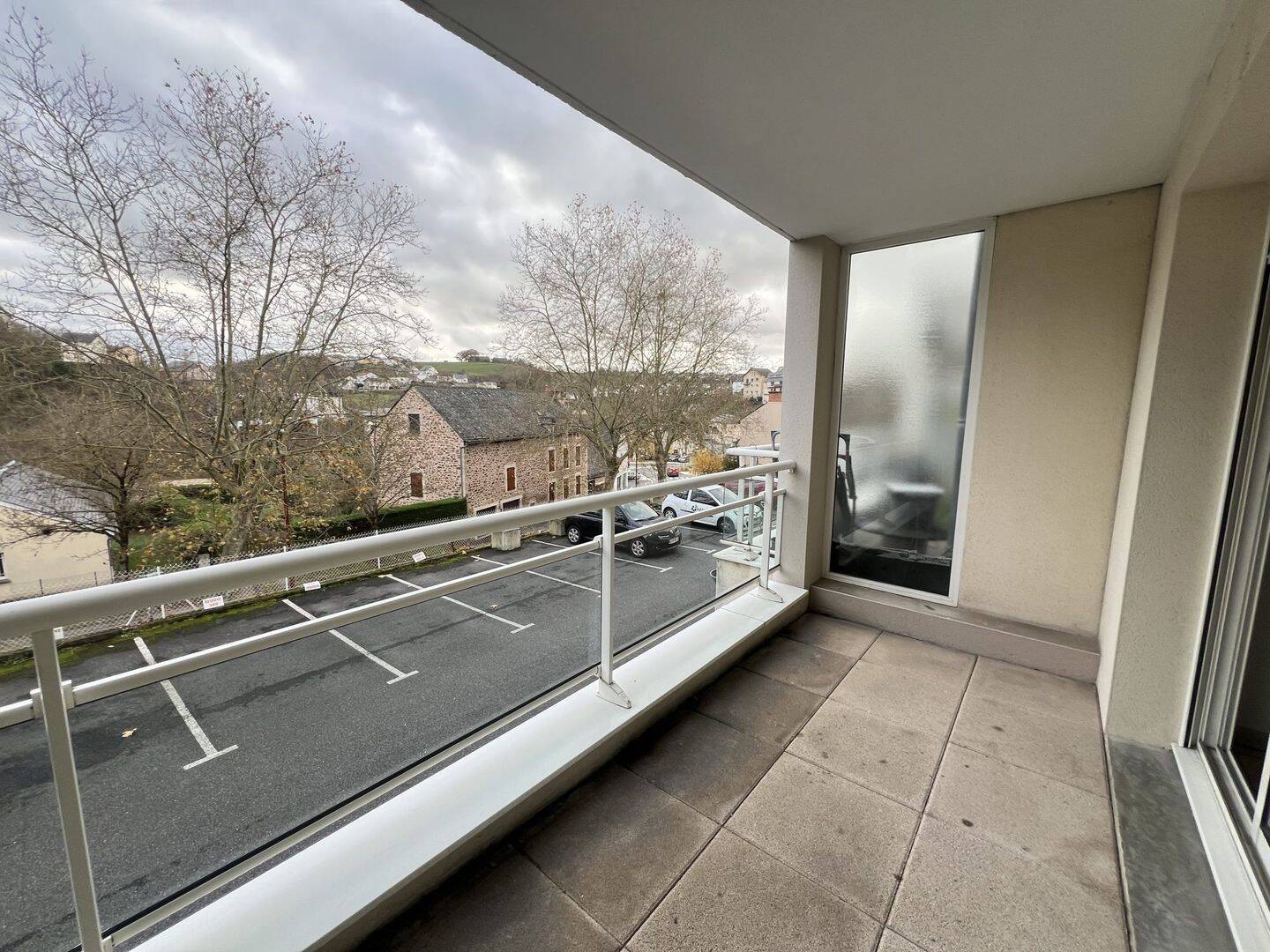 Appartement 1 pièce 37 m² · à Le Monastère · 36,6 m² · 380 €