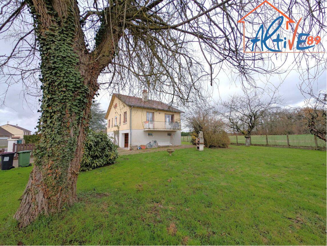Maison 6 pièces 117 m² · à Charny Orée de Puisaye · 117,2 m² · 118 000 €