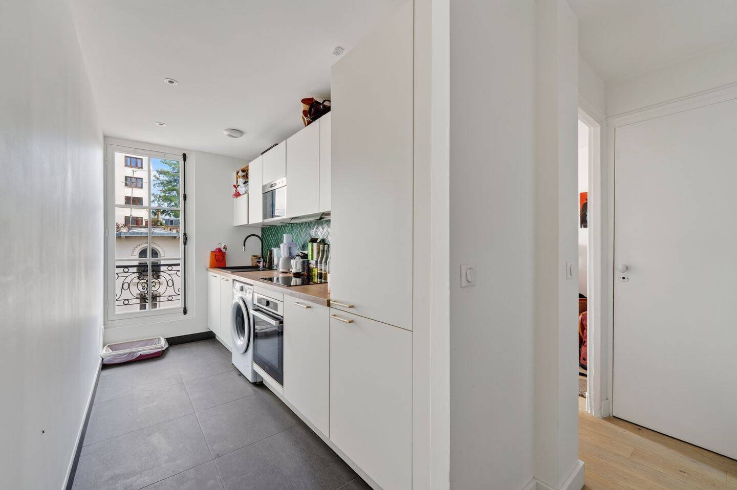 Appartement 2 pièces 33 m² · à Paris 18ème Arrondissement · 32,5 m² · 448 000 €