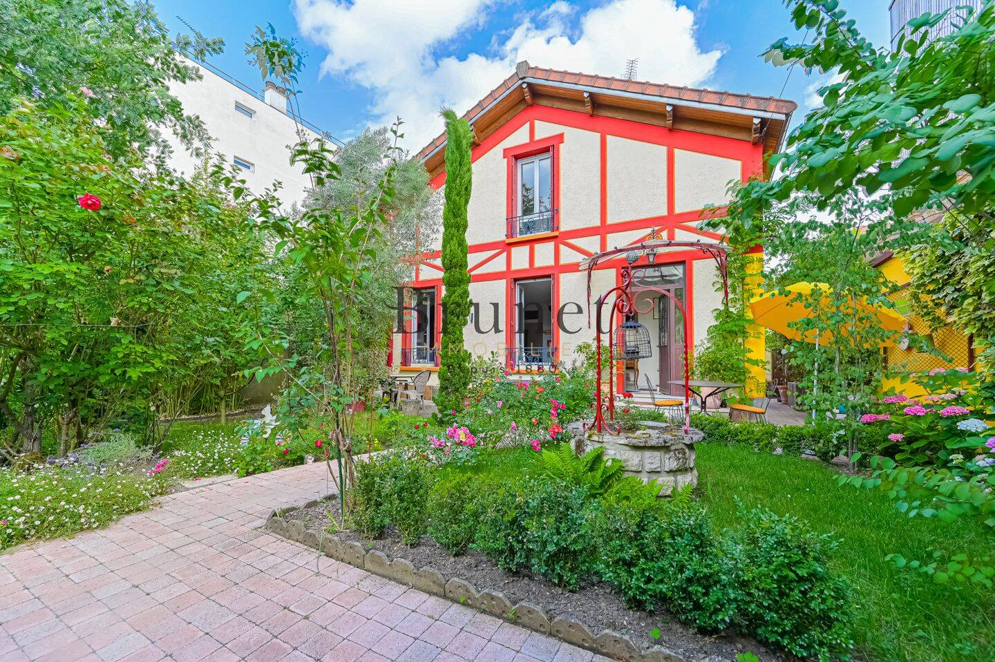 Maison 5 pièces 100 m² · à Saint-Maur-des-Fossés · 100 m² · 842 000 €