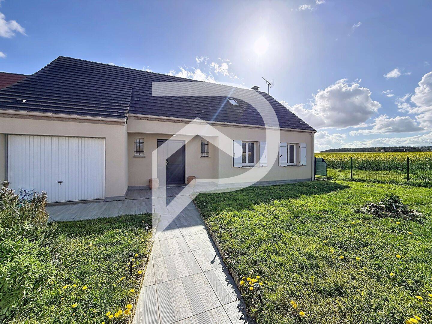 Maison 6 pièces 133 m² · à Saint-Lubin-des-Joncherets · 133,2 m² · 275 000 €