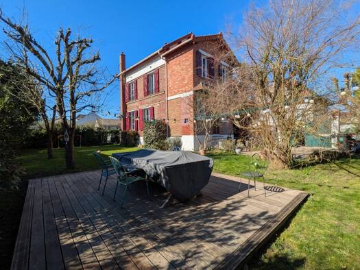 Maison à vendre 485 000 € 6 pièces 3 chambres 110 m² 445 m² de terrain La Grille Doree Eaubonne 95600