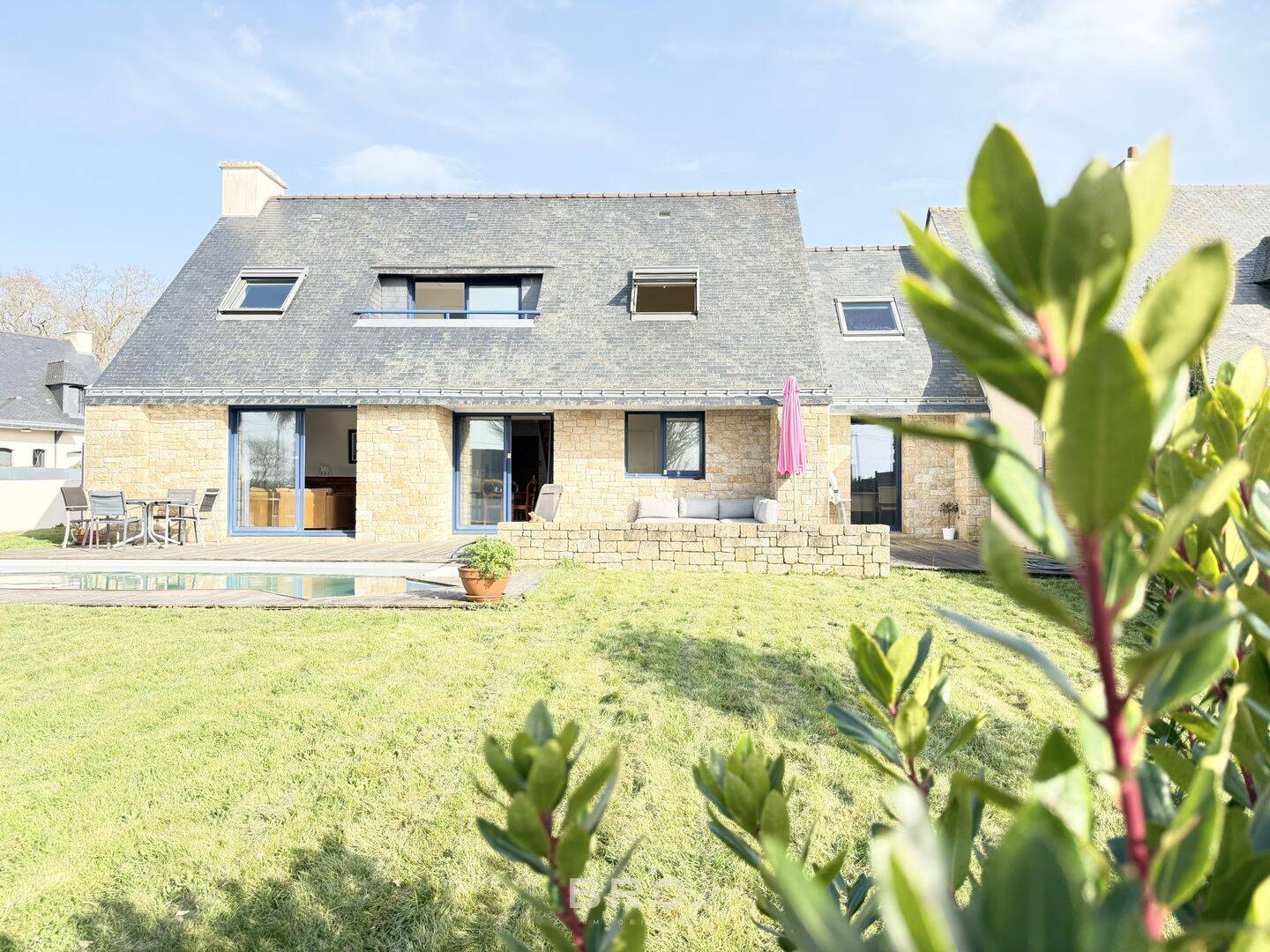 Maison 4 pièces 132 m² · à Theix-Noyalo · 132 m² · 549 000 €