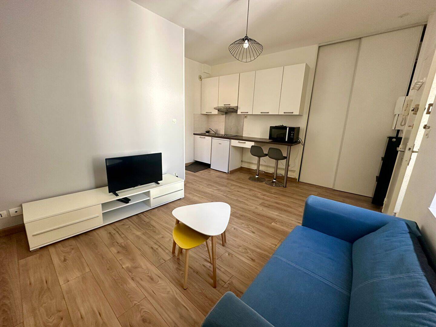 Appartement 2 pièces 27 m² · à Dijon · 26,5 m² · 570 €
