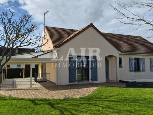 Maison à vendre 254 400 € 4 pièces 3 chambres 100 m² 1 000 m² de terrain Sées 61500