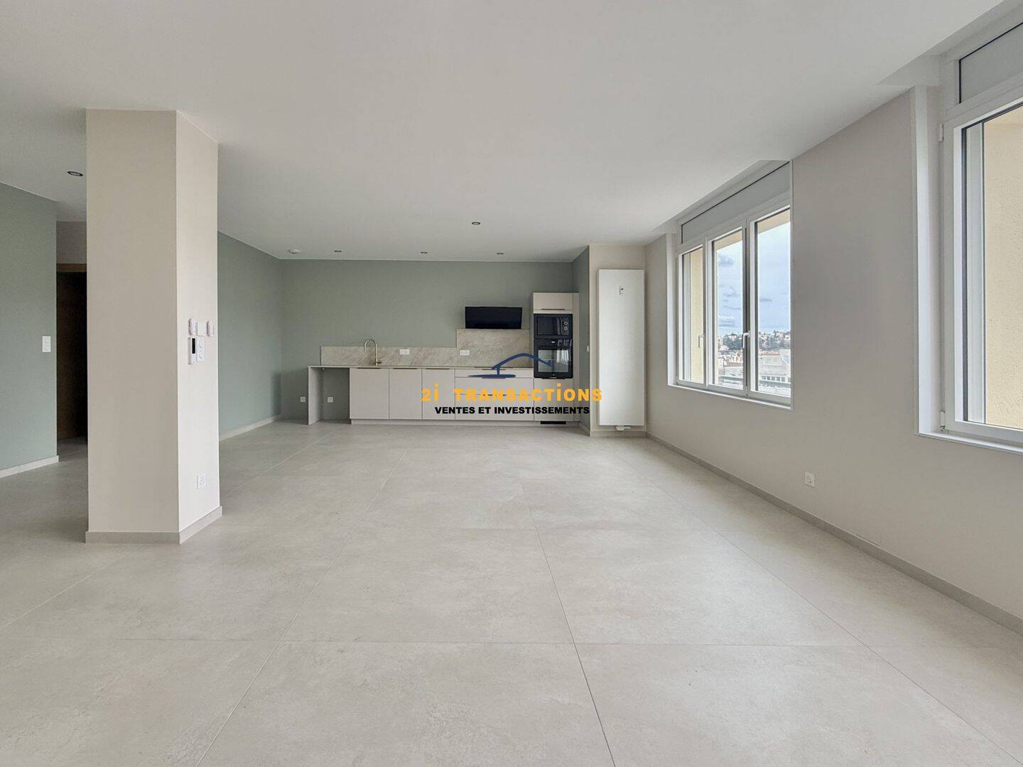 Appartement 3 pièces 92 m² · à Saint-Étienne · 91,6 m² · 950 €/mois