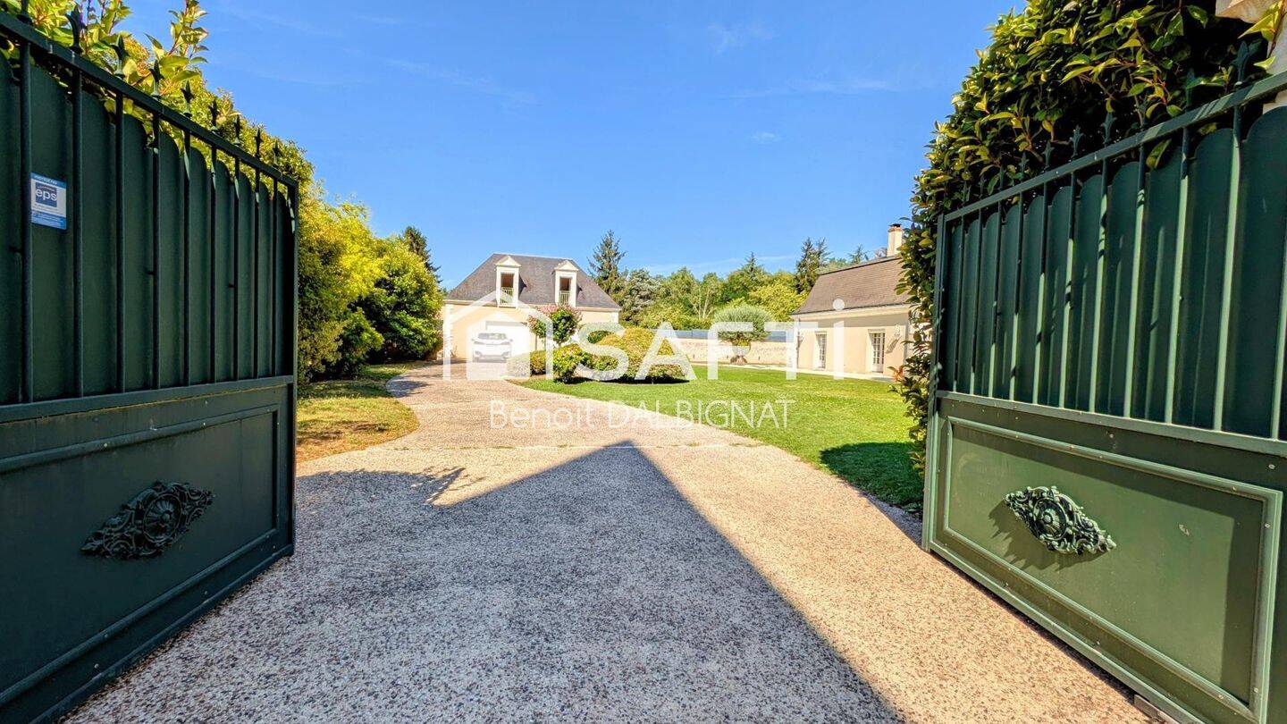 Maison 8 pièces 290 m² · à Tours · 290 m² · 995 000 €