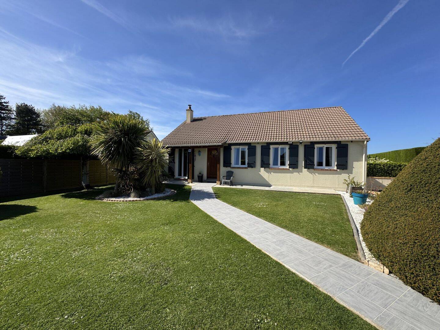 Maison 5 pièces 95 m² · à Saint-Martin-aux-Buneaux · 95 m² · 273 000 €