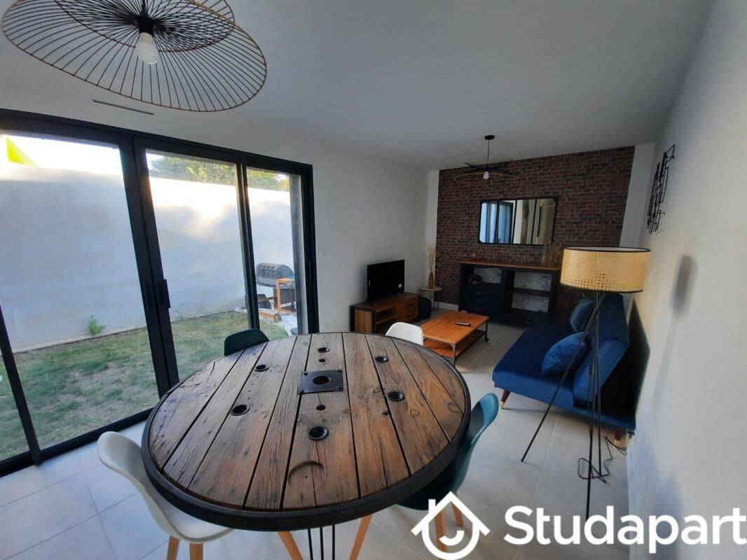 1 pièce 11 m² · à Orvault · 11 m² · 550 €/mois