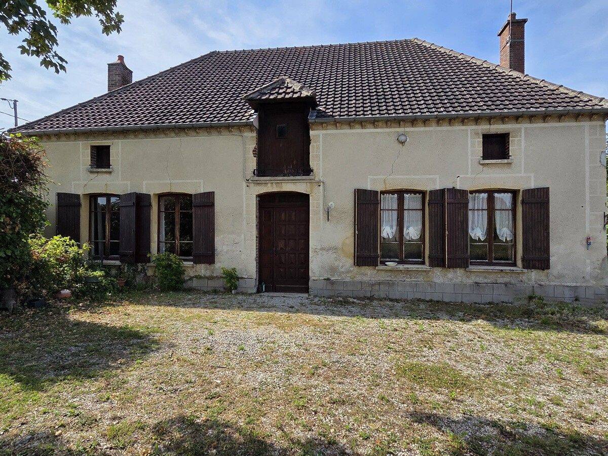 Maison 4 pièces 105 m² · à Saint-Pouange · 105 m² · 129 000 €