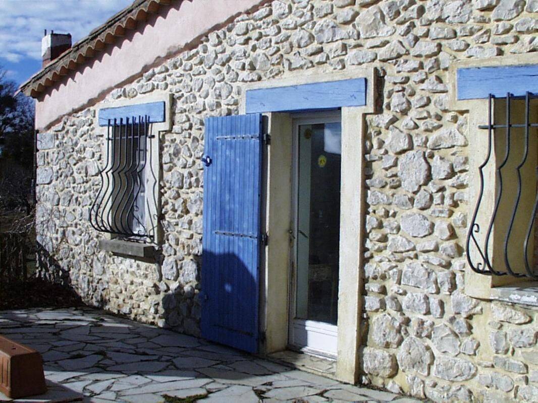 Maison 13 pièces 400 m² · à Revest-du-Bion · 400 m² · 967 000 €