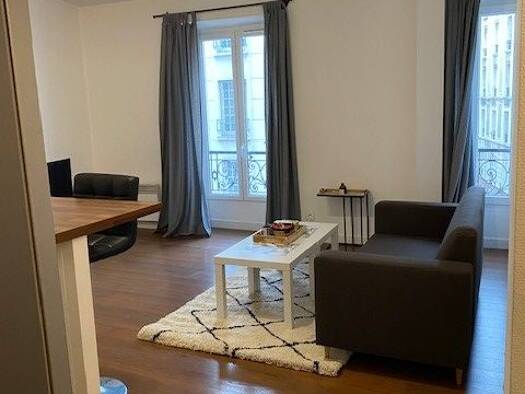 Appartement à louer 1 350 € 2 pièces 1 chambre 35 m² Étage 2/4 Saint Michel Saint-Mandé 94160