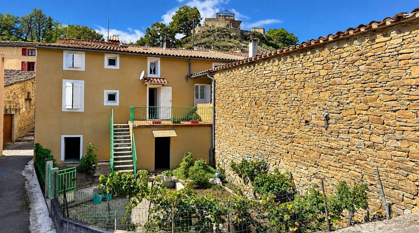 Maison 6 pièces 135 m² · à Limoux · 135 m² · 125 000 €