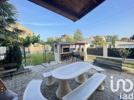 Maison à vendre 375 000 € 5 pièces 3 chambres 90 m² 408 m² de terrain Plateau-Frais Rosset Villeneuve-le-Roi 94290