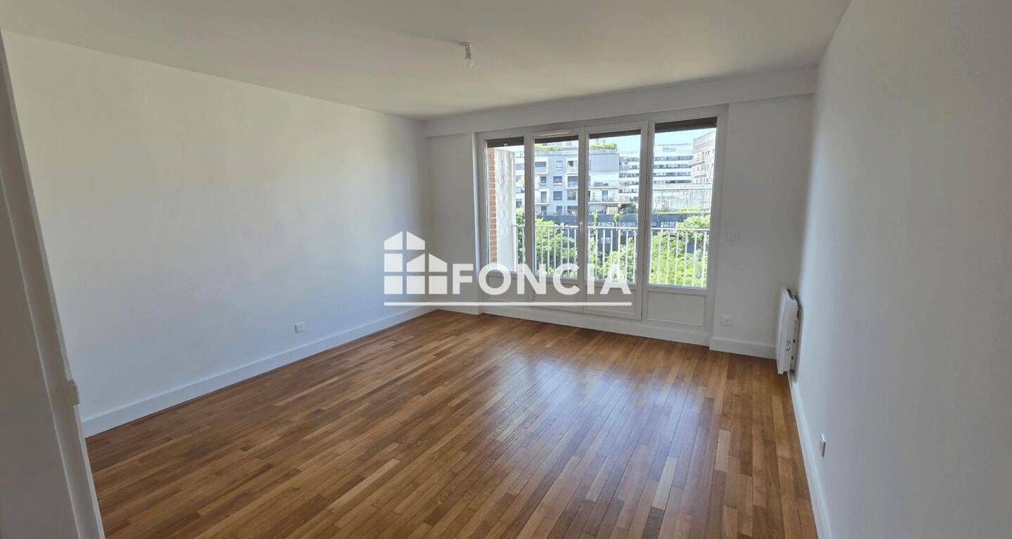 Appartement 3 pièces 57 m² · à Paris 14ème Arrondissement · 57 m² · 1 870 €