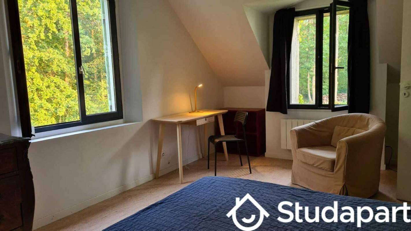 1 pièce 12 m² · à Triel-sur-Seine · 12 m² · 540 €/mois