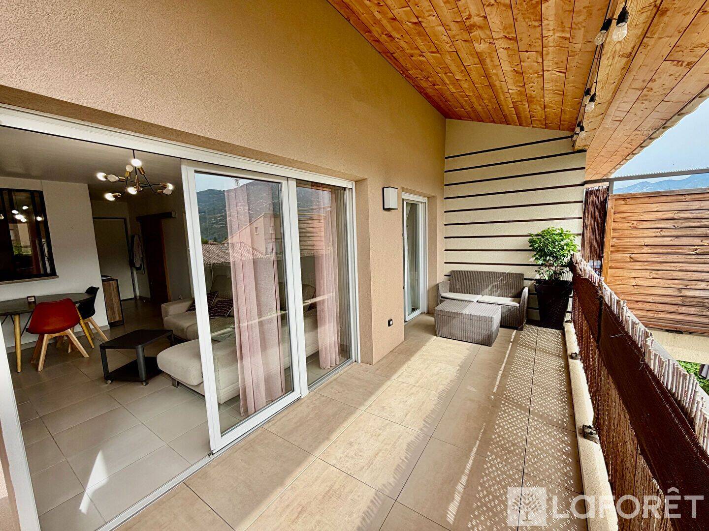 Appartement 2 pièces 38 m² · à Carros · 38,1 m² · 1 015 €/mois