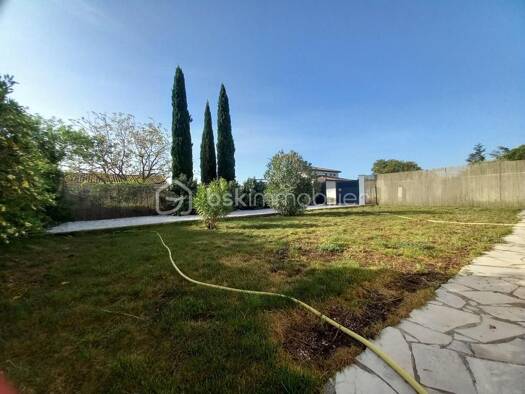 Maison à vendre 318 500 € 4 pièces 3 chambres 130 m² Canet 34800