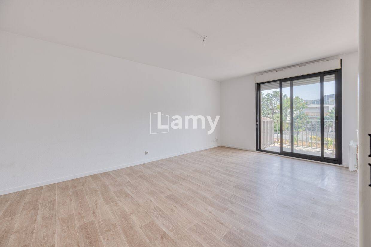 Appartement 3 pièces 62 m² · à Bordeaux · 61,5 m² · 175 000 €