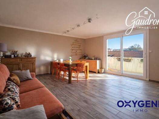 Appartement à vendre 132 000 € 3 pièces 2 chambres 72 m² Étage 4/4 Saint Assiscle-Mailloles Perpignan 66000