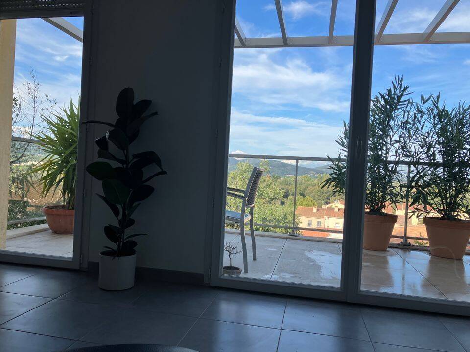 Appartement 3 pièces 70 m² · à Cogolin · 70 m² · 1 595 €