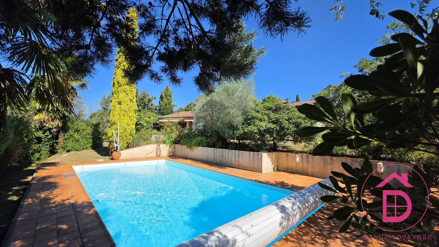 Maison 6 pièces 161 m² · à Buros · 161 m² · 449 000 €
