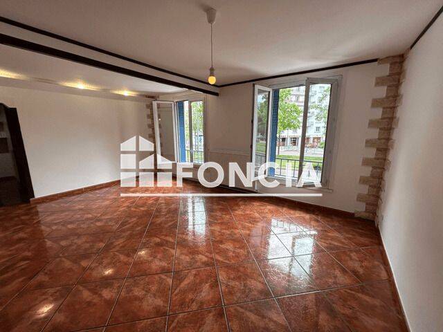 Appartement 4 pièces 74 m² · à Grenoble · 74,2 m² · 820 €