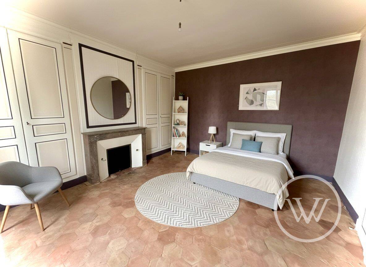 Maison 12 pièces 295 m² · à Le Grand-Lucé · 295 m² · 322 000 €