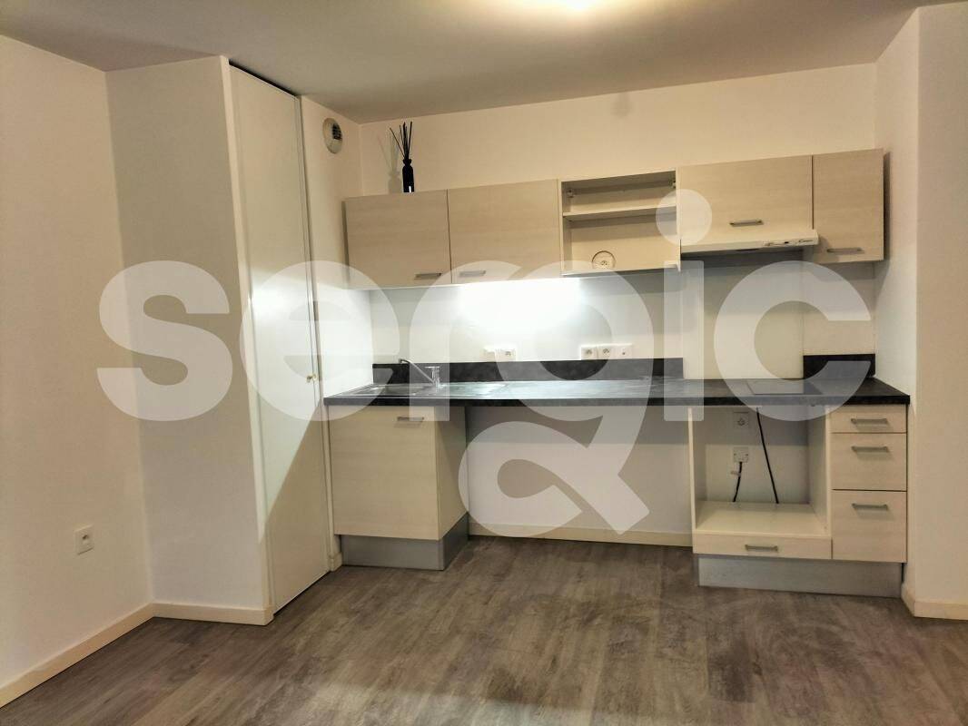 Appartement 2 pièces 42 m² · à Villenave-d'Ornon · 42 m² · 589 €