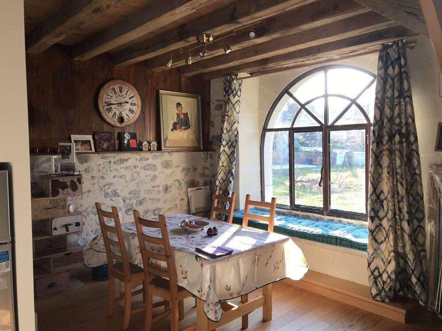 Maison 5 pièces 160 m² · à Blaison-Saint-Sulpice · 160 m² · 1 300 €