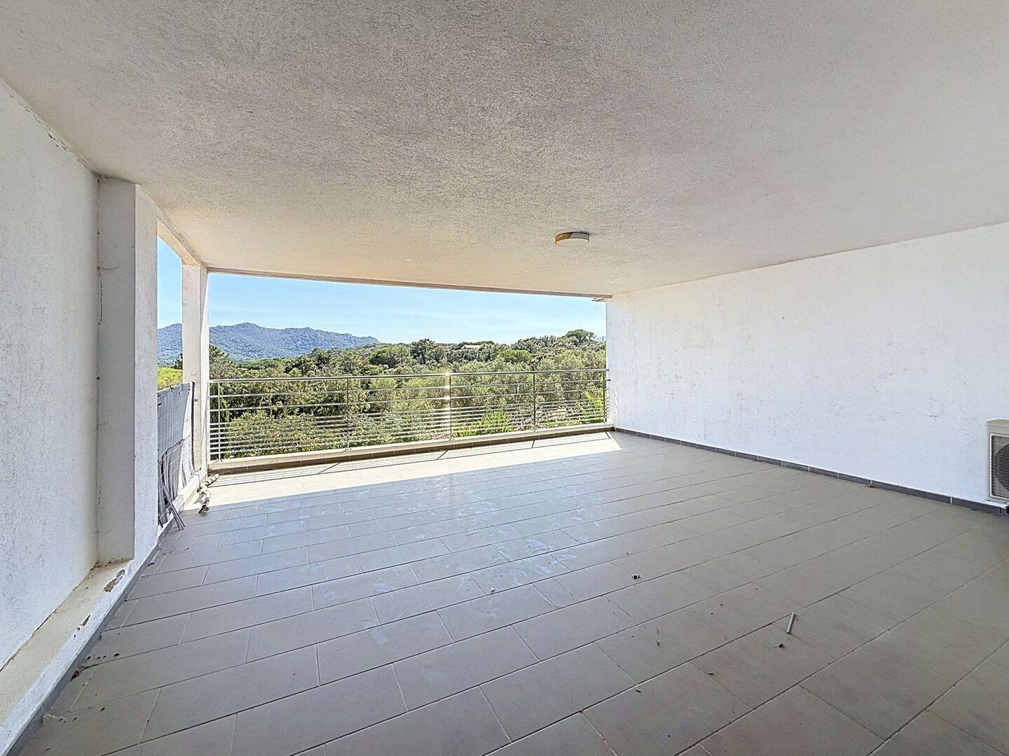 Appartement 3 pièces 64 m² · à Porto-Vecchio · 64,2 m² · 350 000 €