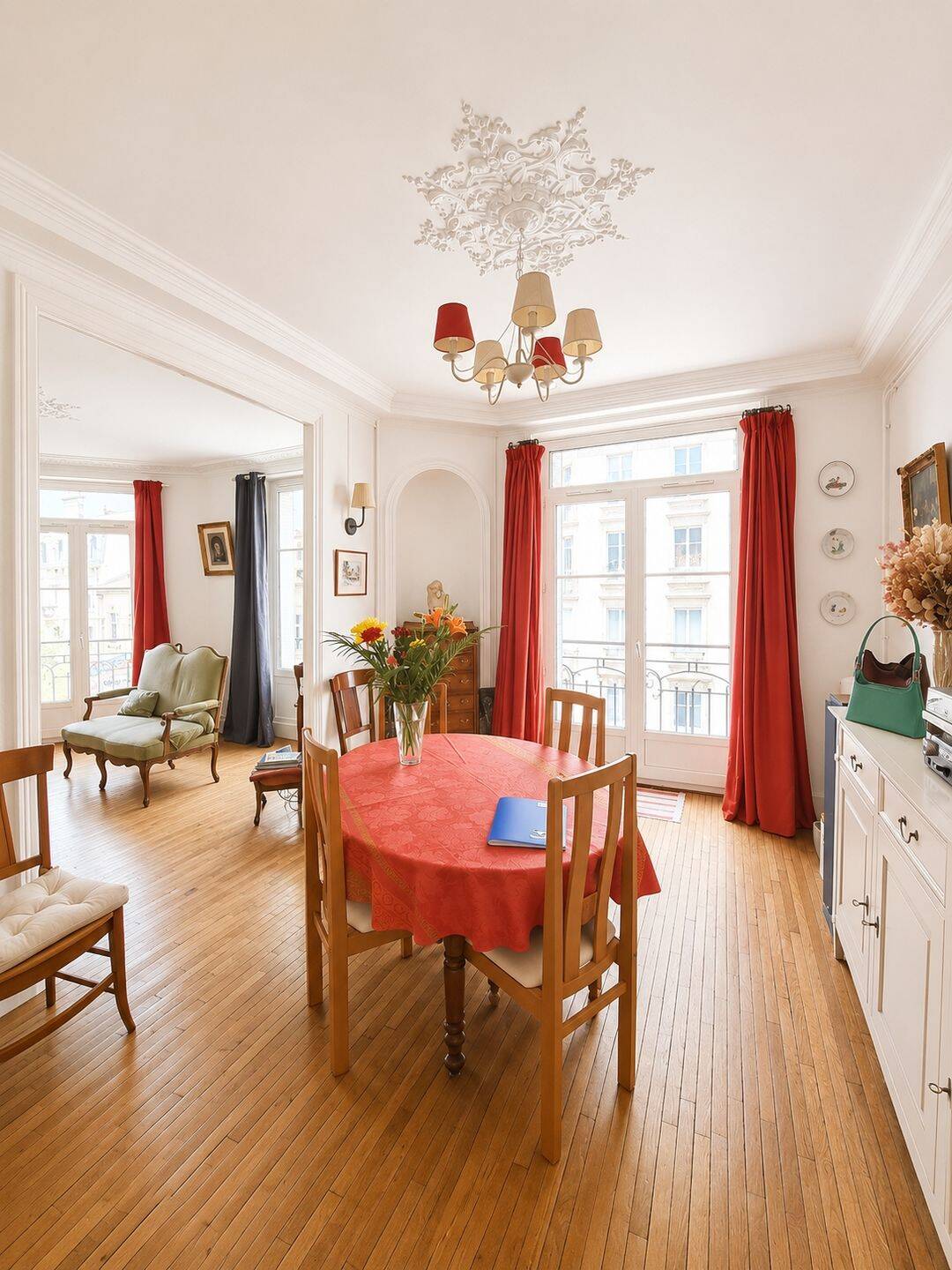 Appartement 3 pièces 102 m² · à Nancy · 102,3 m² · 1 050 €