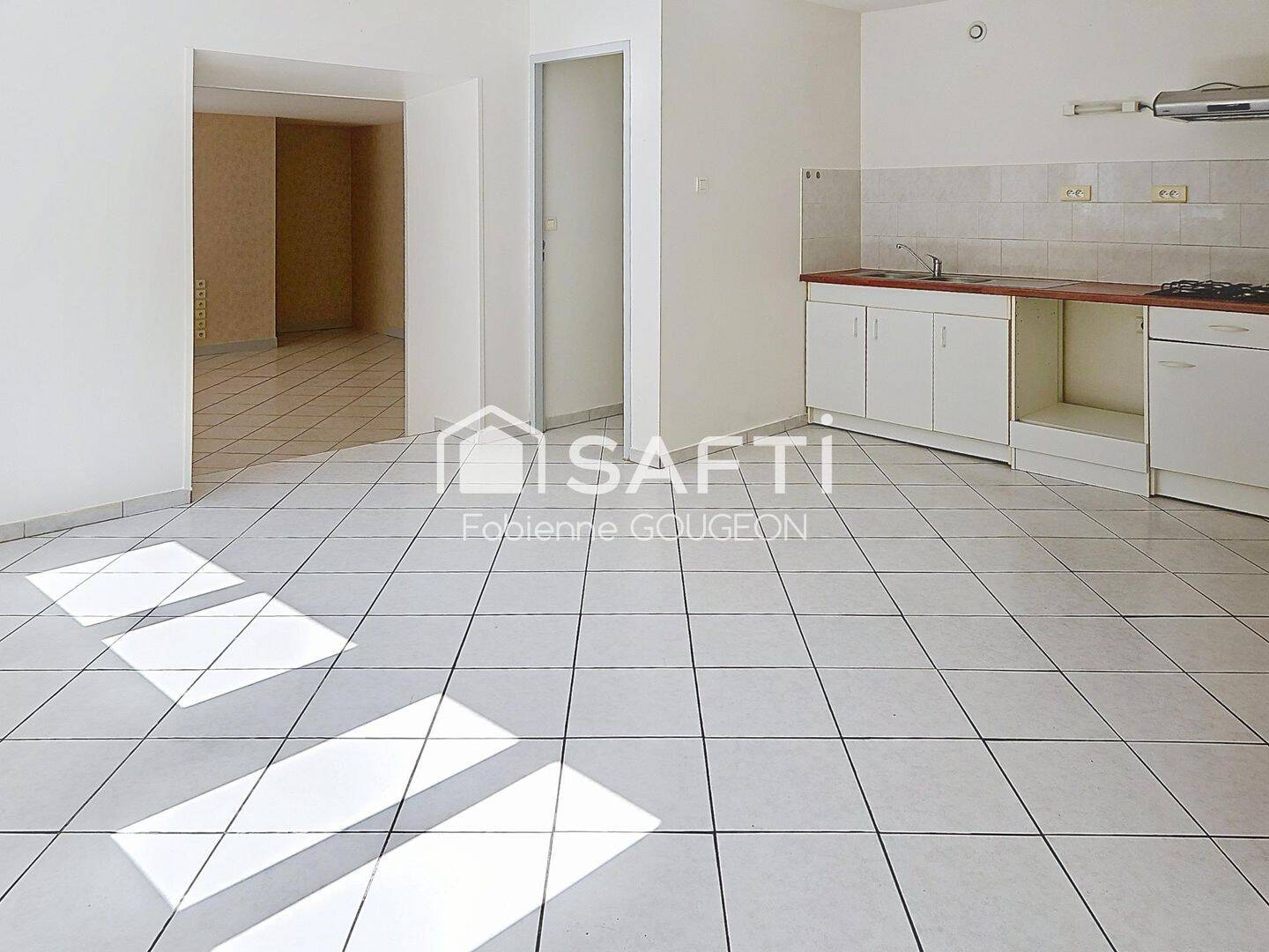 Appartement 3 pièces 89 m² · à Marthon · 89 m² · 550 €