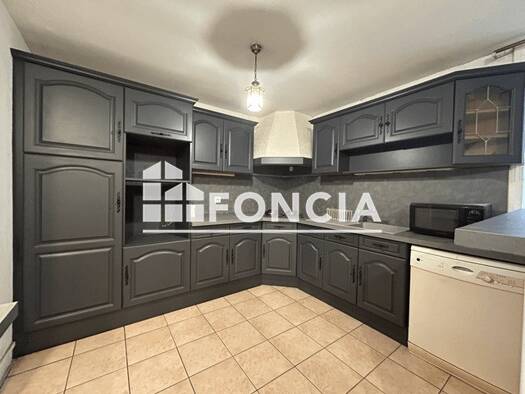 Maison à louer 995 € 5 pièces 2 chambres 102,7 m² Centre Trignac 44570