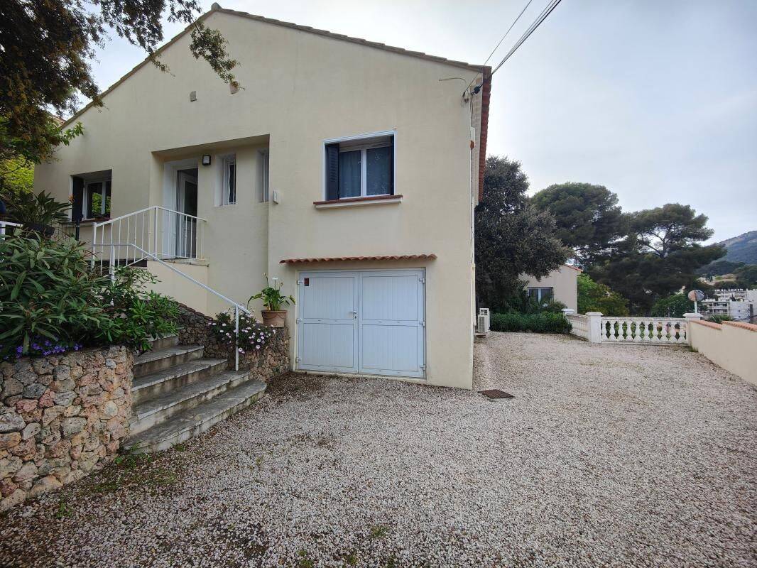 Maison 4 pièces 78 m² · à Toulon · 78,4 m² · 1 600 €