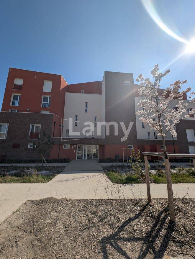Appartement 3 pièces 65 m² · à Amiens · 65,3 m² · 756 €