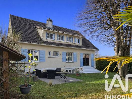 Maison à vendre 520 000 € 8 pièces 7 chambres 175 m² 550 m² de terrain Victor Hugo Sainte-Geneviève-des-Bois 91700