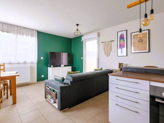 Appartement à vendre 264 000 € 3 pièces 2 chambres 62 m² Étage 1/4 Centre-Plaine d'Elite Brignais 69530