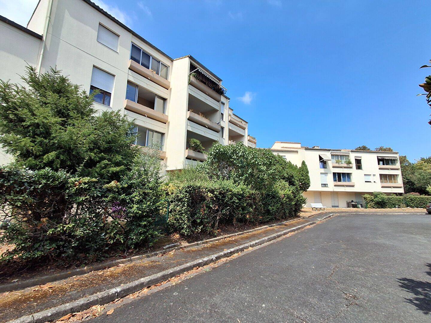 Appartement 2 pièces 54 m² · à La Rochelle · 53,7 m² · 950 €