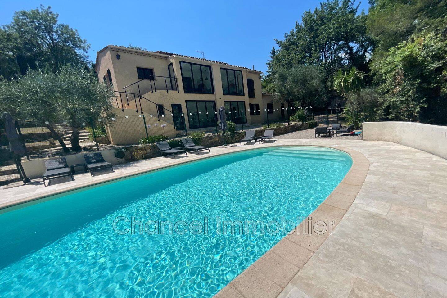Maison 5 pièces 200 m² · à Opio · 200 m² · 4 500 €