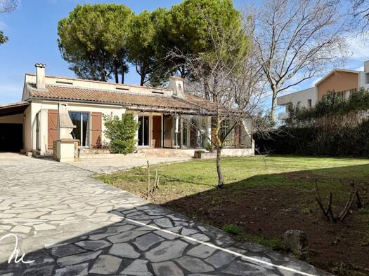 Maison de plain-pied à vendre 389 000 € 5 pièces 4 chambres 113,4 m² 1 023 m² de terrain Saussan 34570