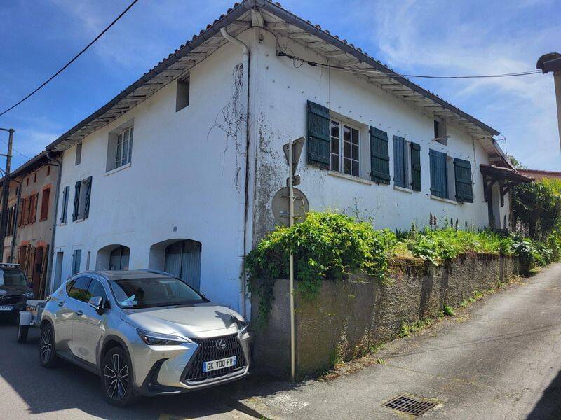 Maison 5 pièces 140 m² · à Castanet-Tolosan · 140 m² · 230 000 €